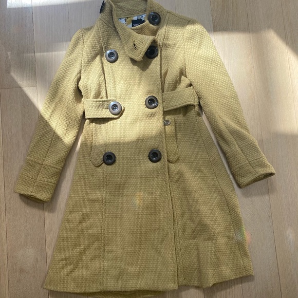 XOXO Trench Coat - Picture 5 of 6